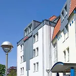 Intercityhotel Hotel 3*