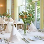 Hotel Intercityhotel 3*