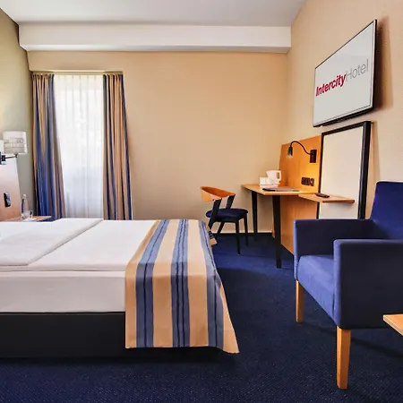 Intercityhotel Hotel 3*