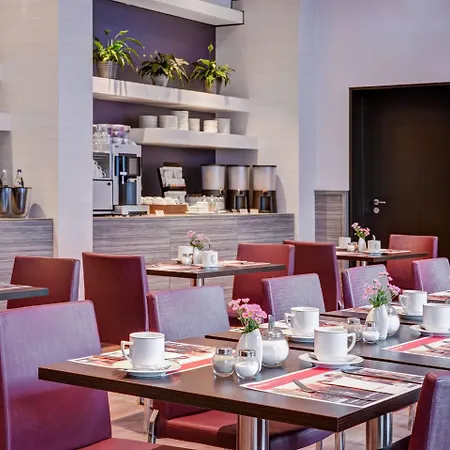 호텔 Intercityhotel