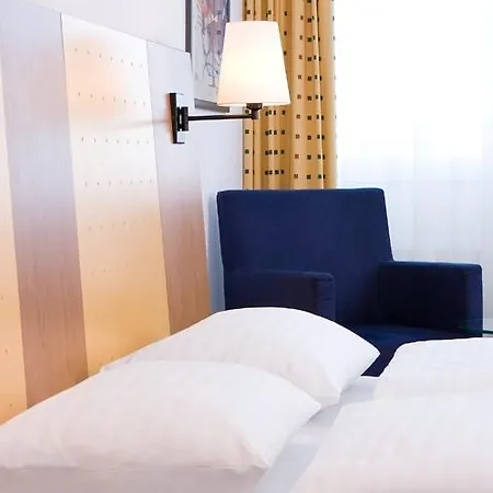 Intercityhotel ホテル
