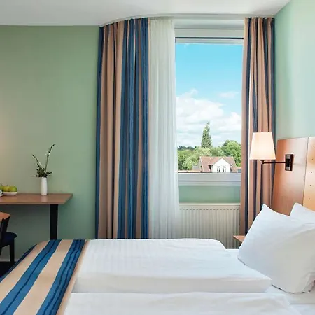 호텔 Intercityhotel 첼레