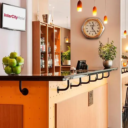 Intercityhotel 3*