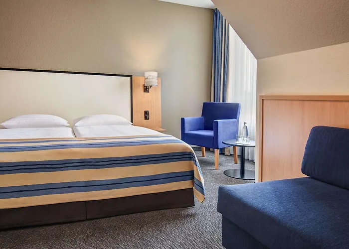 Отель Intercityhotel Целле