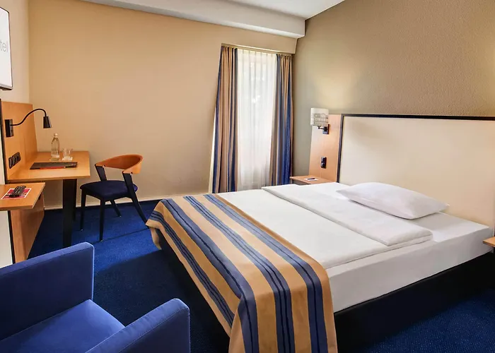 Intercityhotel Отель Целле