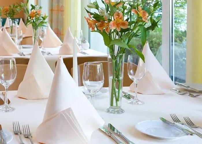 Отель Intercityhotel