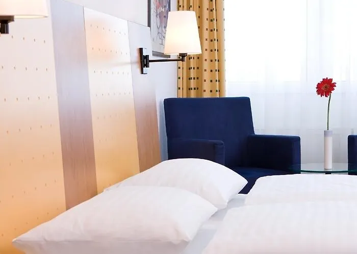 Intercityhotel Отель