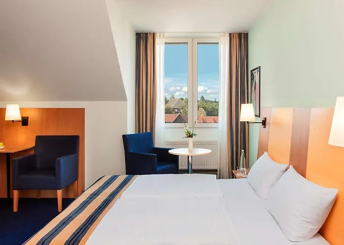 Intercityhotel Отель