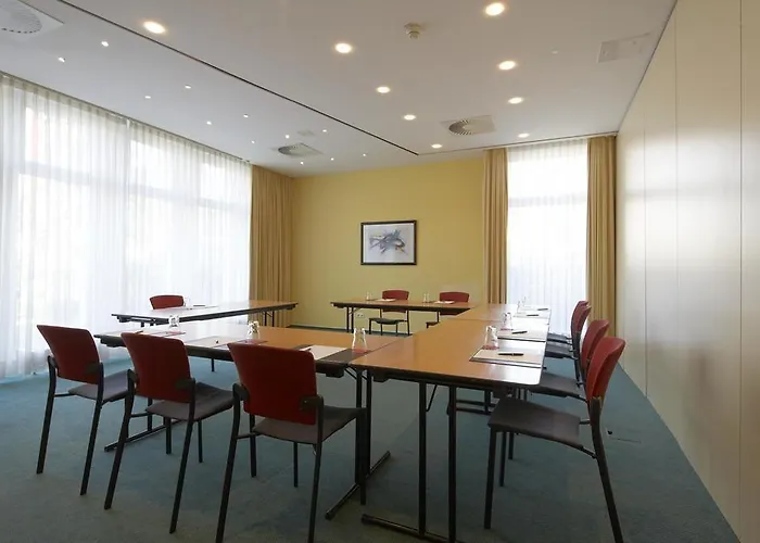 Intercityhotel Отель Целле